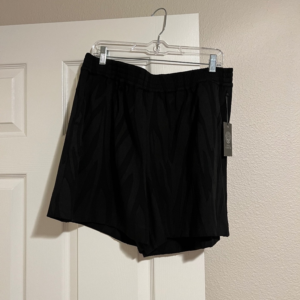 Vince Camuto Black Zebra Print Dress Shorts - Size Large